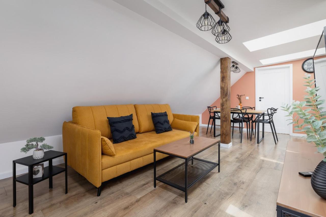 Cosy Apartments Kosciuszki Near The Main Train Station By Noclegi Renters Katowice Esterno foto