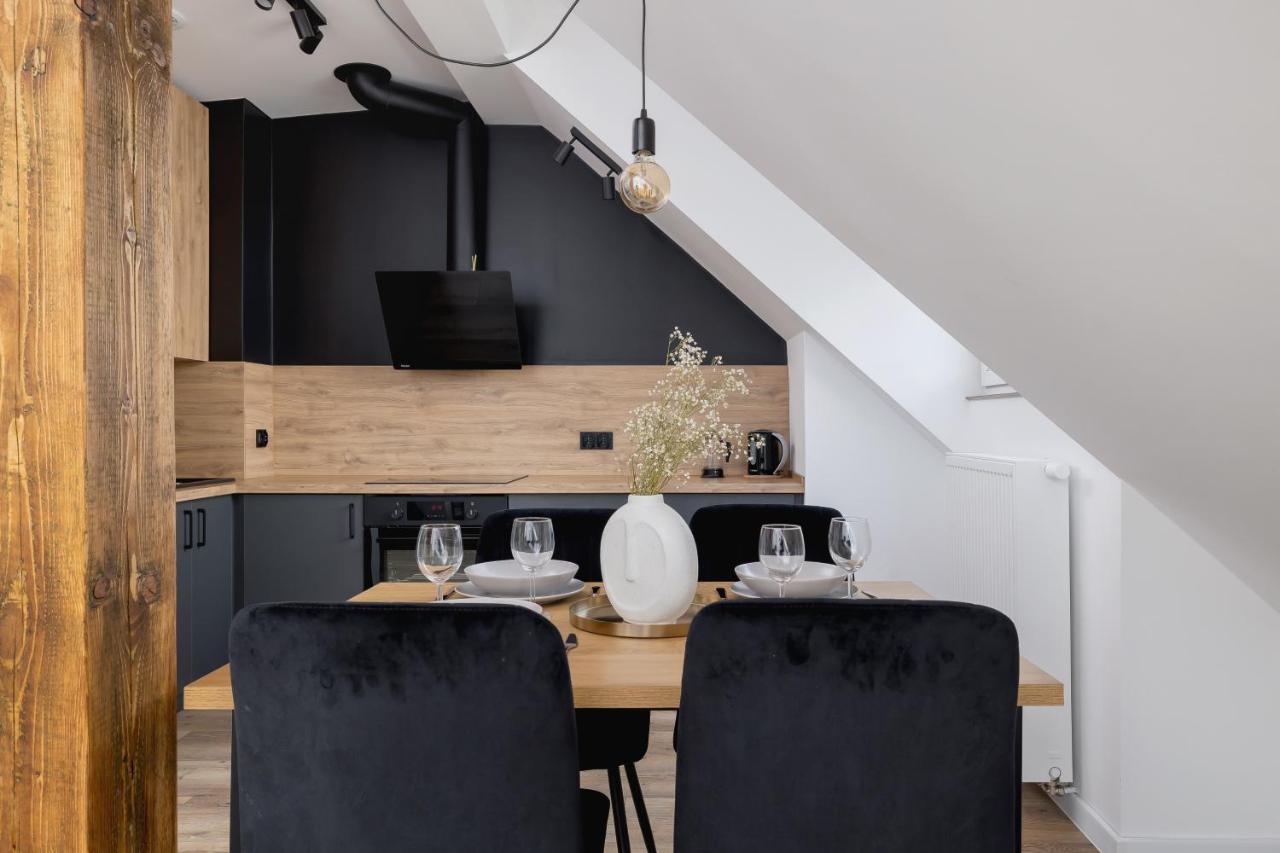 Cosy Apartments Kosciuszki Near The Main Train Station By Noclegi Renters Katowice Esterno foto