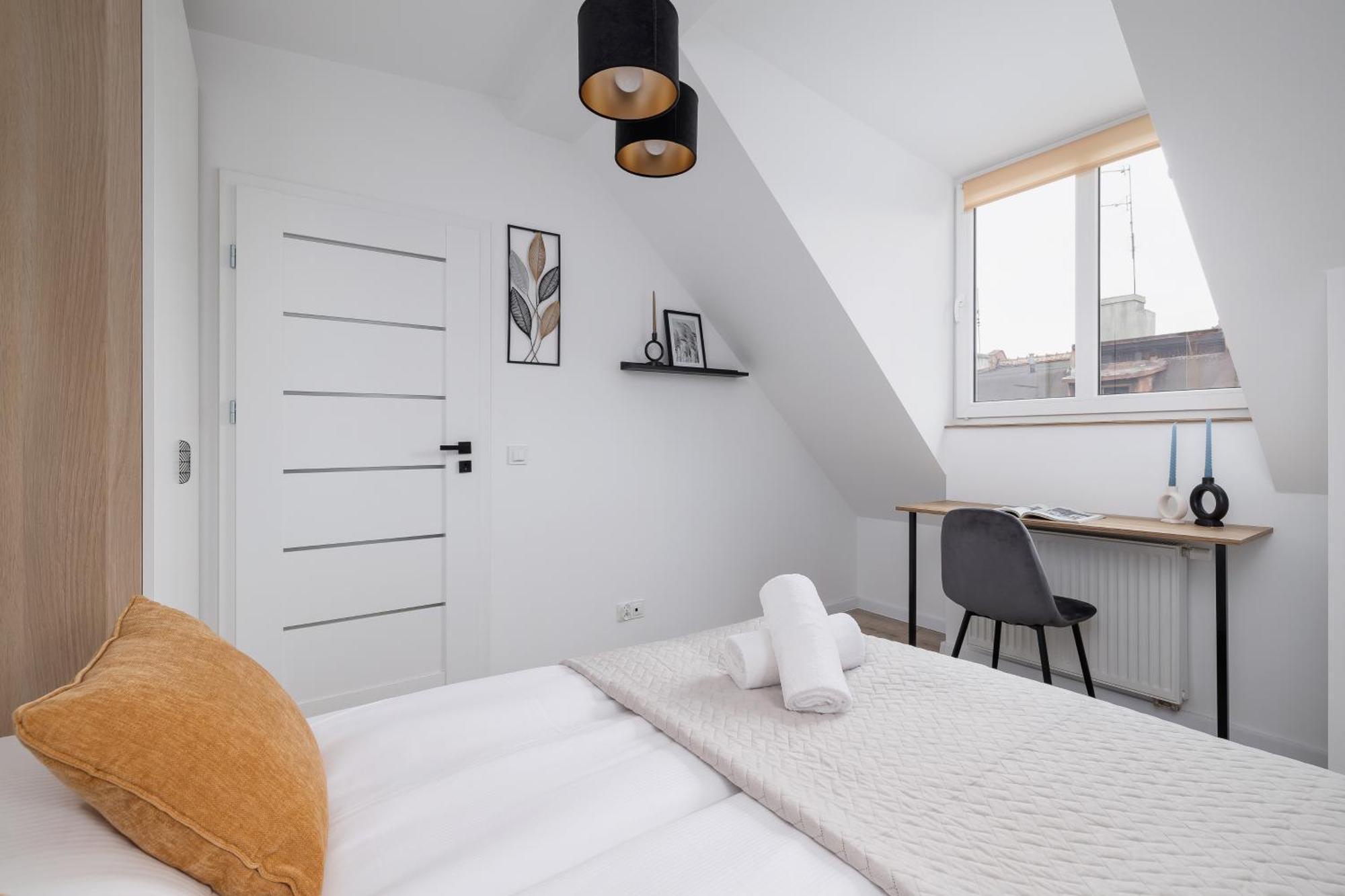 Cosy Apartments Kosciuszki Near The Main Train Station By Noclegi Renters Katowice Esterno foto